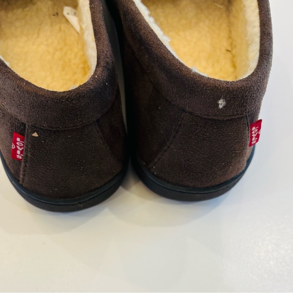 Levi's Men's Dark Brown Suede Slip-Ons size 13 - Picture 6 of 10